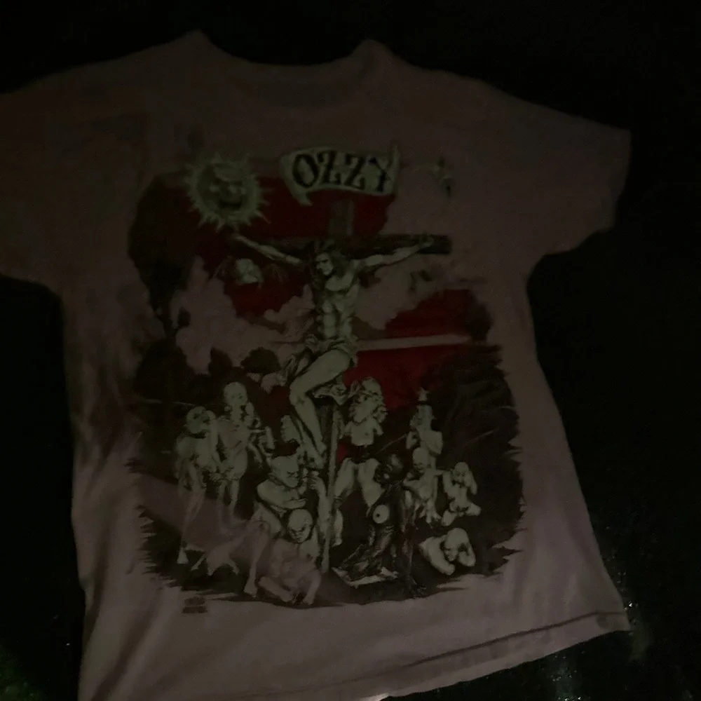 Vintage 1991 Ozzy Osbourne Crucifixion T Shirt‎ Glow in Dark Single Stitch Large